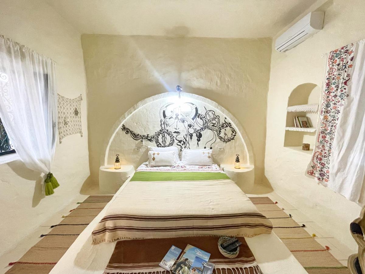 Dar Oueghlani - Maison D'Hotes El Mây Exteriér fotografie